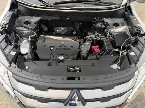 Used 2024 Mitsubishi Outlander Sport ES AWD/4WD image 27