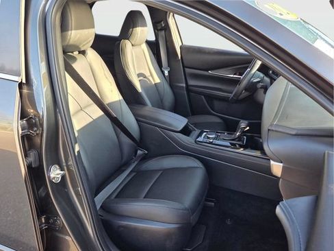 Certified 2025 MAZDA CX-30 AWD 2.5 S w/ Select Sport Pkg image 17