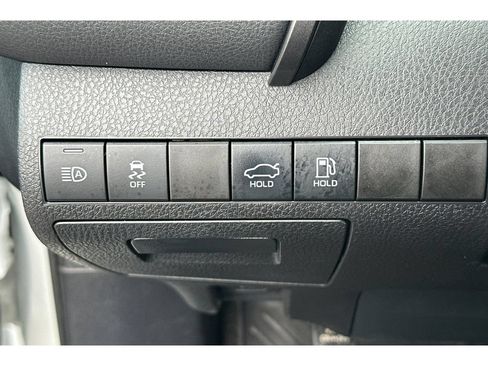 Certified 2022 Toyota Camry SE FWD image 28
