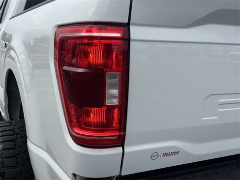 Used 2022 Ford F150 XLT w/ Equipment Group 302A High image 23