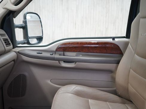 Used 2002 Ford F350 Lariat image 28