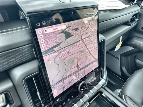 New 2026 GMC Yukon XL AT4 Ultimate AWD/4WD image 28