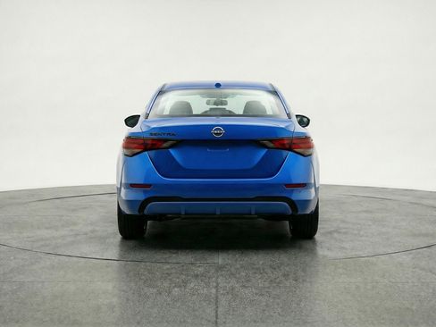 Used 2025 Nissan Sentra SV image 7