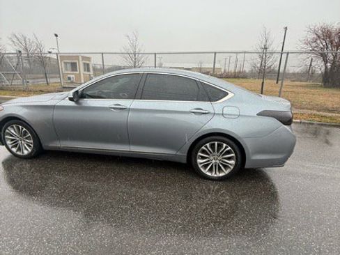 Used 2015 Hyundai Genesis 3.8 image 15