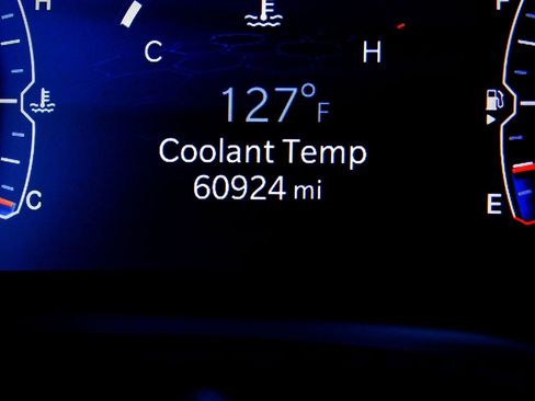 Used 2023 Jeep Compass Trailhawk image 24