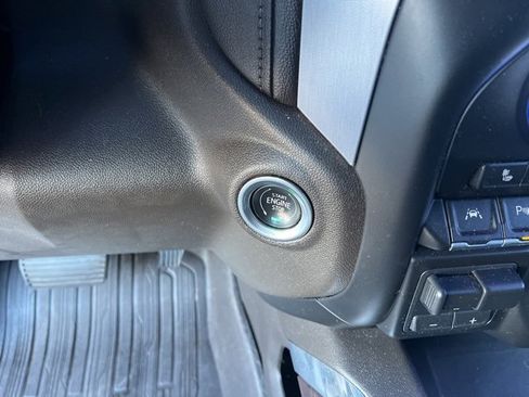 Used 2019 GMC Sierra 1500 SLT w/ SLT Premium Plus Package image 22