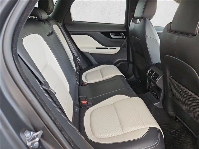 Used 2018 Jaguar F-PACE R-Sport AWD/4WD image 16