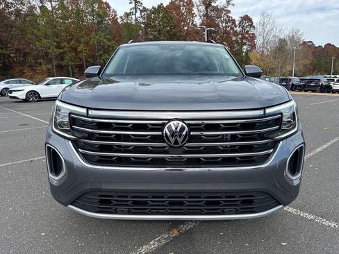 Used 2024 Volkswagen Atlas SE image 8