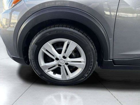 Used 2020 Nissan Kicks S FWD image 54