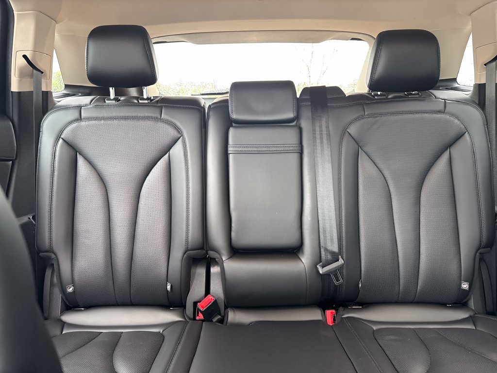 Used 2022 Lincoln Nautilus Reserve AWD/4WD image 39