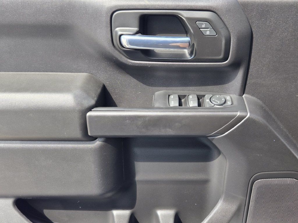 Used 2023 Chevrolet Silverado 1500 Custom RWD image 24