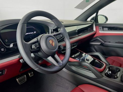 New 2026 Porsche Cayenne S AWD/4WD image 4