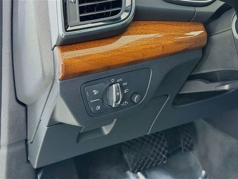 Used 2023 Audi Q5 2.0T Premium Plus image 12