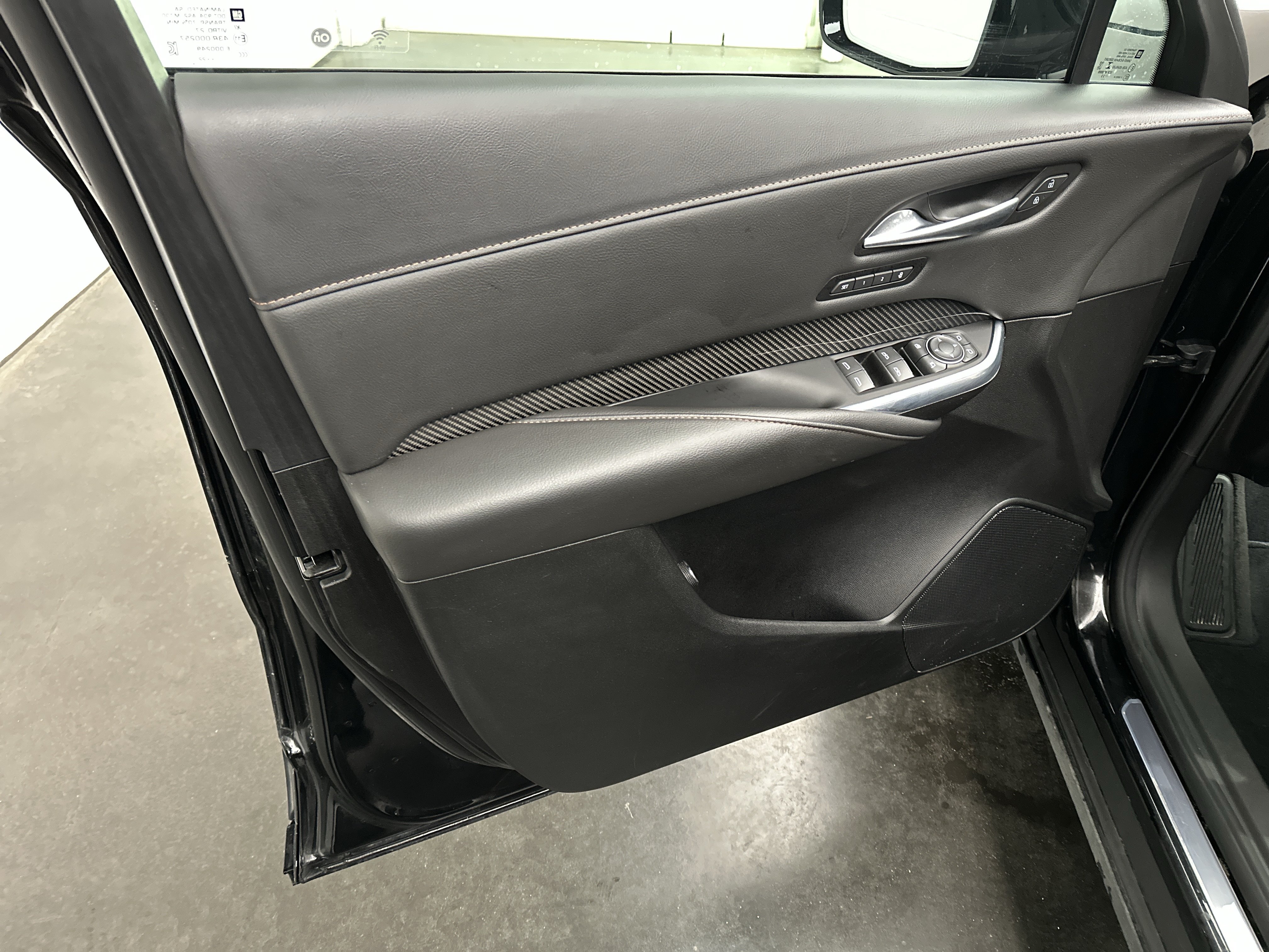 Used 2023 Cadillac XT4 Sport w/ Sun And Sound Package AWD/4WD image 21