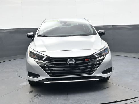 New 2025 Nissan Versa SR w/ Trunk Package image 10