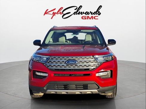 Used 2023 Ford Explorer Limited image 2