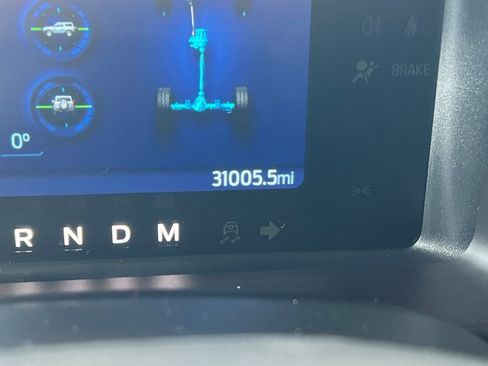 Used 2023 Ford Bronco Wildtrak image 32