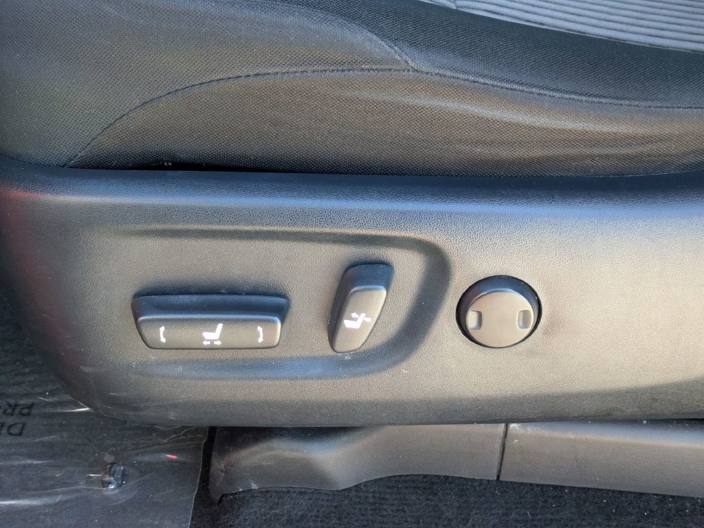 Used 2022 Toyota 4Runner SR5 RWD image 18