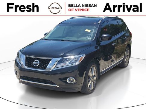 Used 2014 Nissan Pathfinder Platinum w/ Platinum Premium Package AWD/4WD image 1