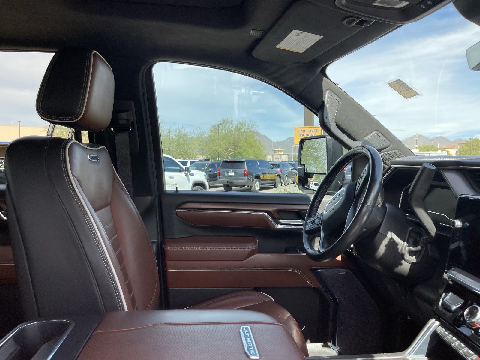 Used 2024 GMC Sierra 3500 Denali Ultimate AWD/4WD image 9
