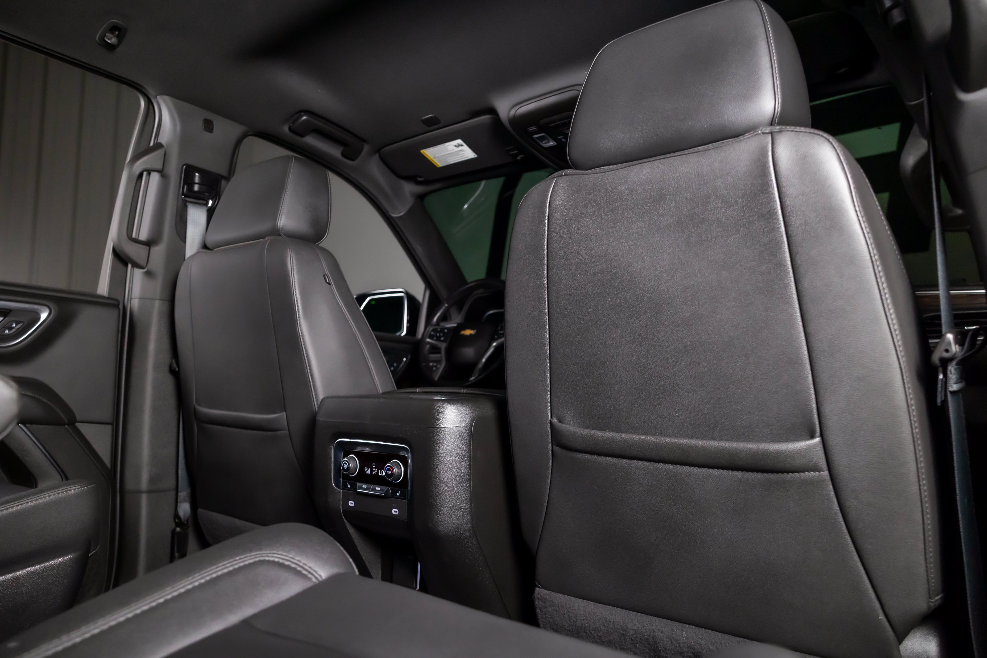 Used 2022 Chevrolet Tahoe LT w/ Luxury Package RWD image 22