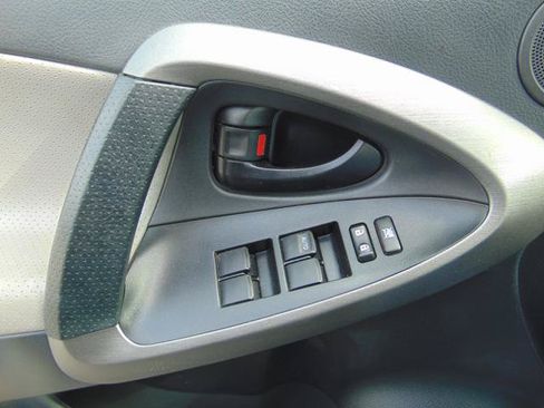 Used 2012 Toyota RAV4 Limited w/ Premium Plus Value Pkg AWD/4WD image 8