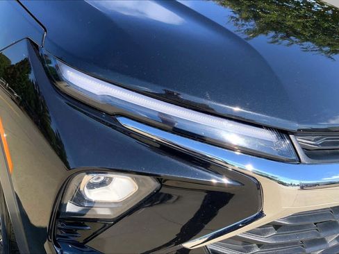 Used 2025 Chevrolet TrailBlazer LT FWD image 26