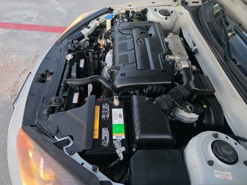 Used 2008 Hyundai Tiburon GS image 35