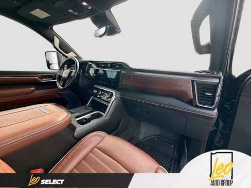 Used 2024 GMC Sierra 2500 Denali Ultimate image 35