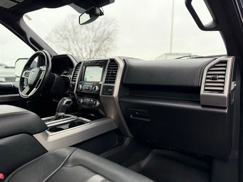 Certified 2018 Ford F150 Platinum w/ Equipment Group 701A Luxury image 18