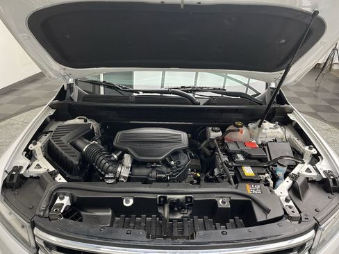 Certified 2021 GMC Acadia SLE w/ Driver Convenience Package image 29