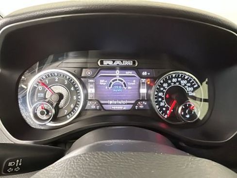 Used 2020 RAM 1500 Big Horn AWD/4WD image 18