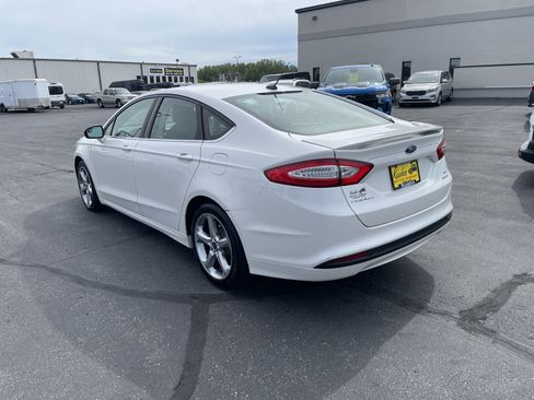 Used 2014 Ford Fusion SE w/ Equipment Group 201A FWD image 6
