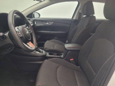 Used 2021 Kia Forte LXS FWD image 17
