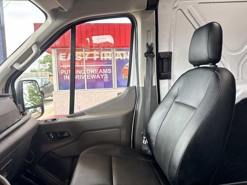 Used 2024 Ford Transit 250 148 High Roof Extended RWD image 18