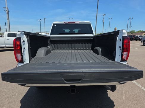 Used 2024 GMC Sierra 2500 Pro w/ Convenience Package AWD/4WD image 13