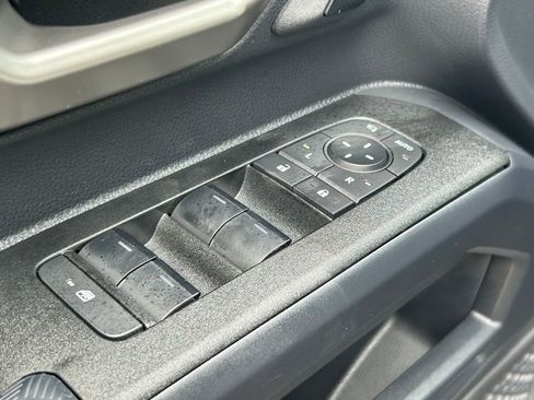 Used 2025 Toyota 4Runner 4WD image 26