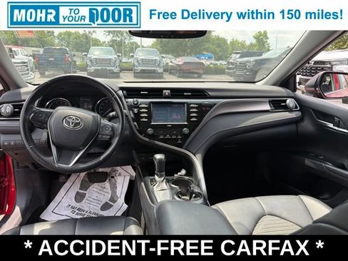 Used 2020 Toyota Camry SE w/ Convenience Package FWD image 38