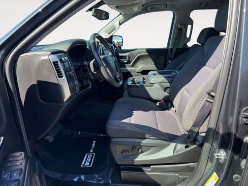 Used 2018 Chevrolet Silverado 1500 LT w/ All Star Edition image 10