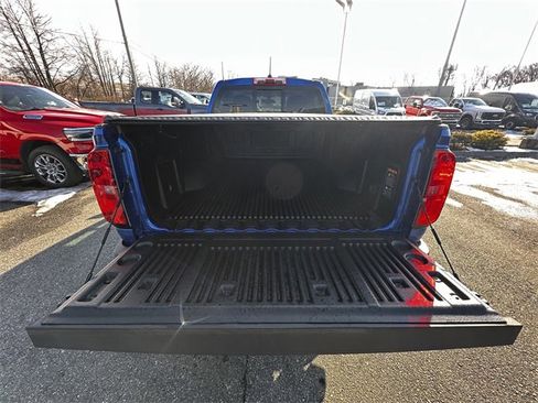 Used 2019 Chevrolet Colorado Z71 image 40