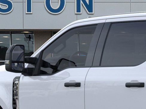 New 2026 Ford F350 XL w/ XL Chrome Package image 18