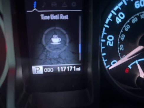 Used 2019 Toyota Tacoma SR5 image 6