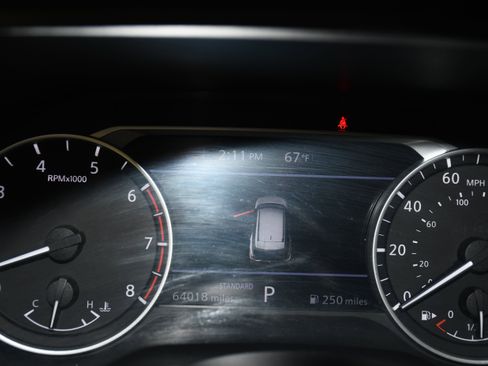 Used 2022 Nissan Rogue SV image 13