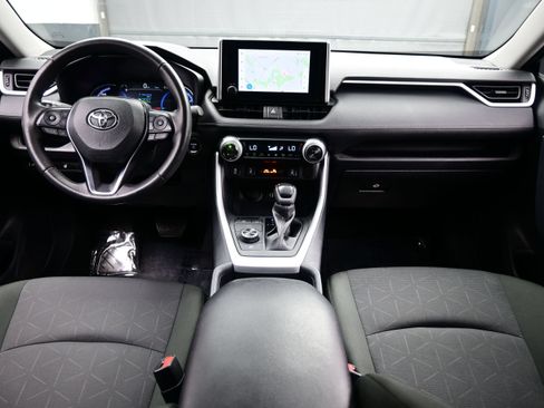 Used 2025 Toyota RAV4 XLE w/ Convenience Package AWD/4WD image 17