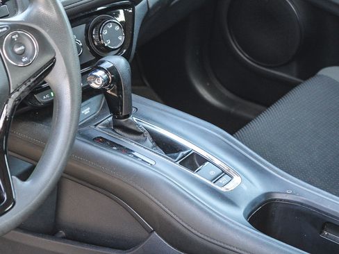 Used 2022 Honda HR-V LX image 21