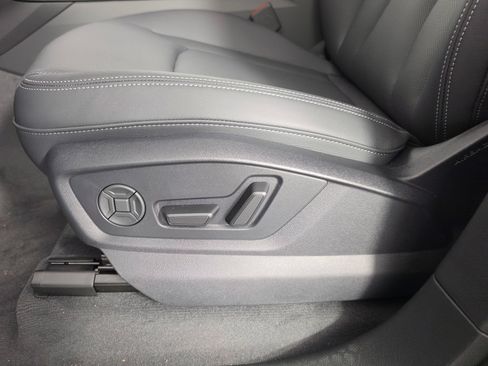 New 2026 Audi Q7 3.0T Premium Plus AWD/4WD image 15