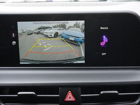 Used 2024 Kia Seltos S image 43