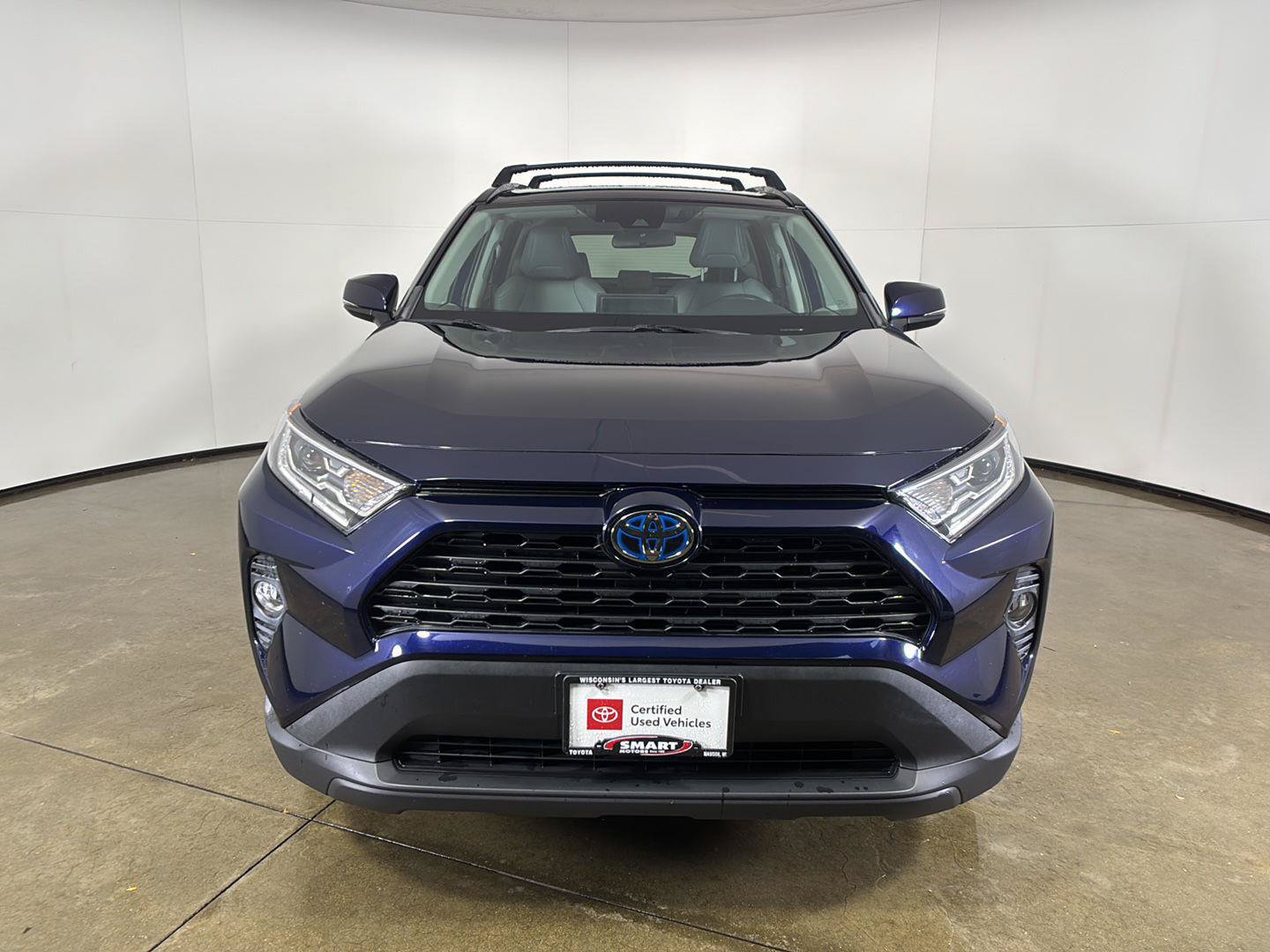 Used 2021 Toyota RAV4 XLE Premium AWD/4WD image 5
