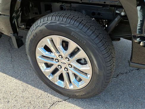 Used 2024 Ford F150 XLT w/ Equipment Group 303A High image 9