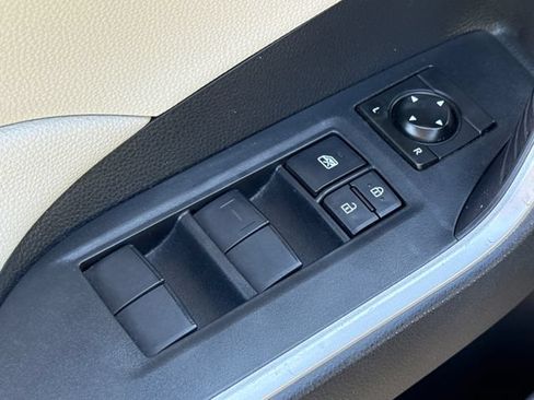 Used 2019 Toyota RAV4 XLE w/ All Weather Liner Package FWD image 20